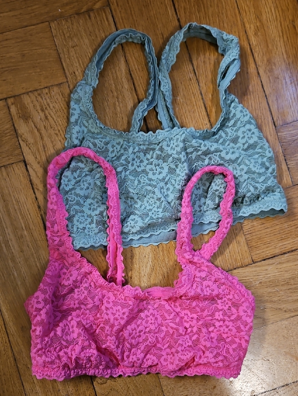 Victoria's Secret Hot Pink And Green Lace Bralettes Small-DD